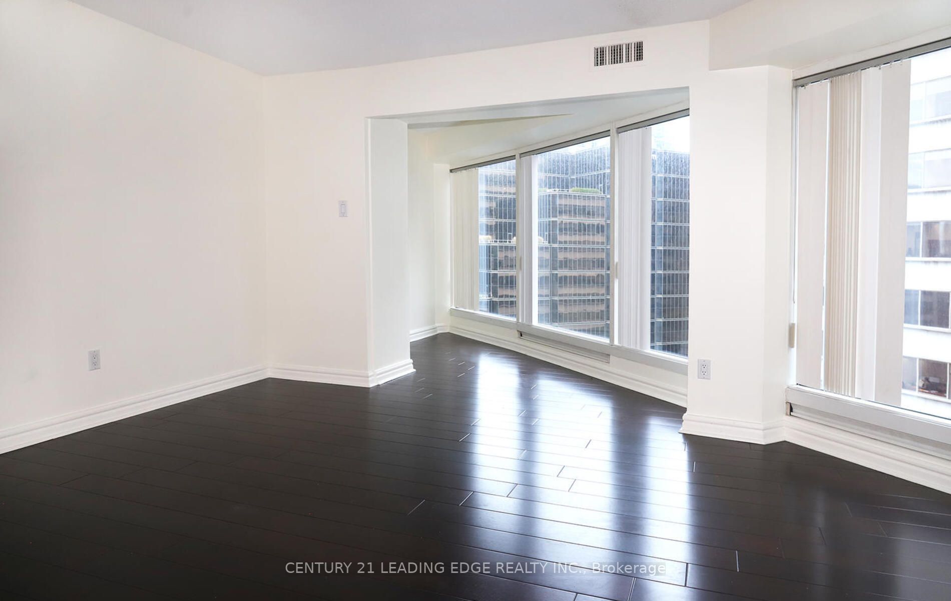 33 University Ave, #1508