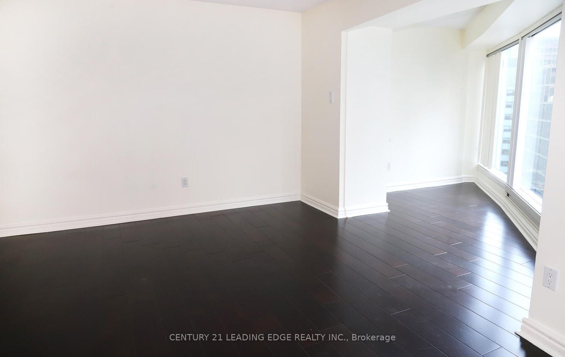 33 University Ave, #1508