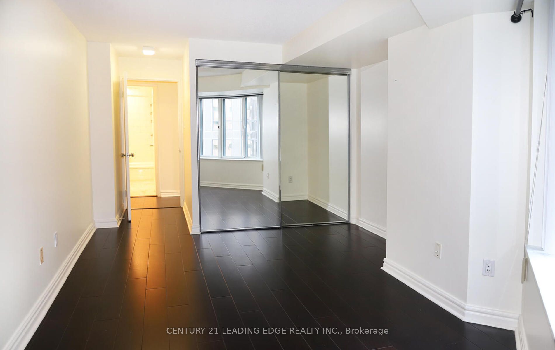 33 University Ave, #1508