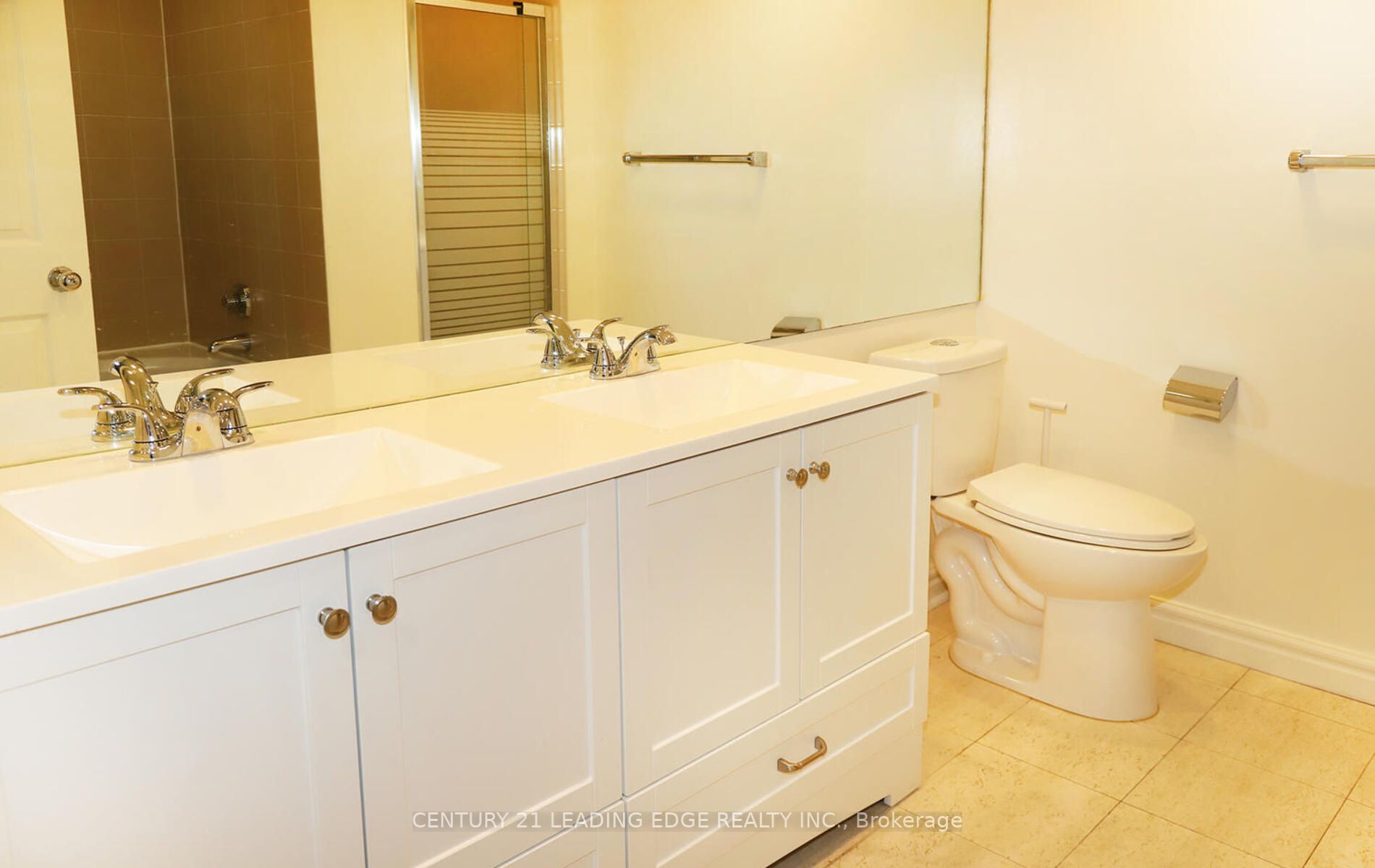 33 University Ave, #1508