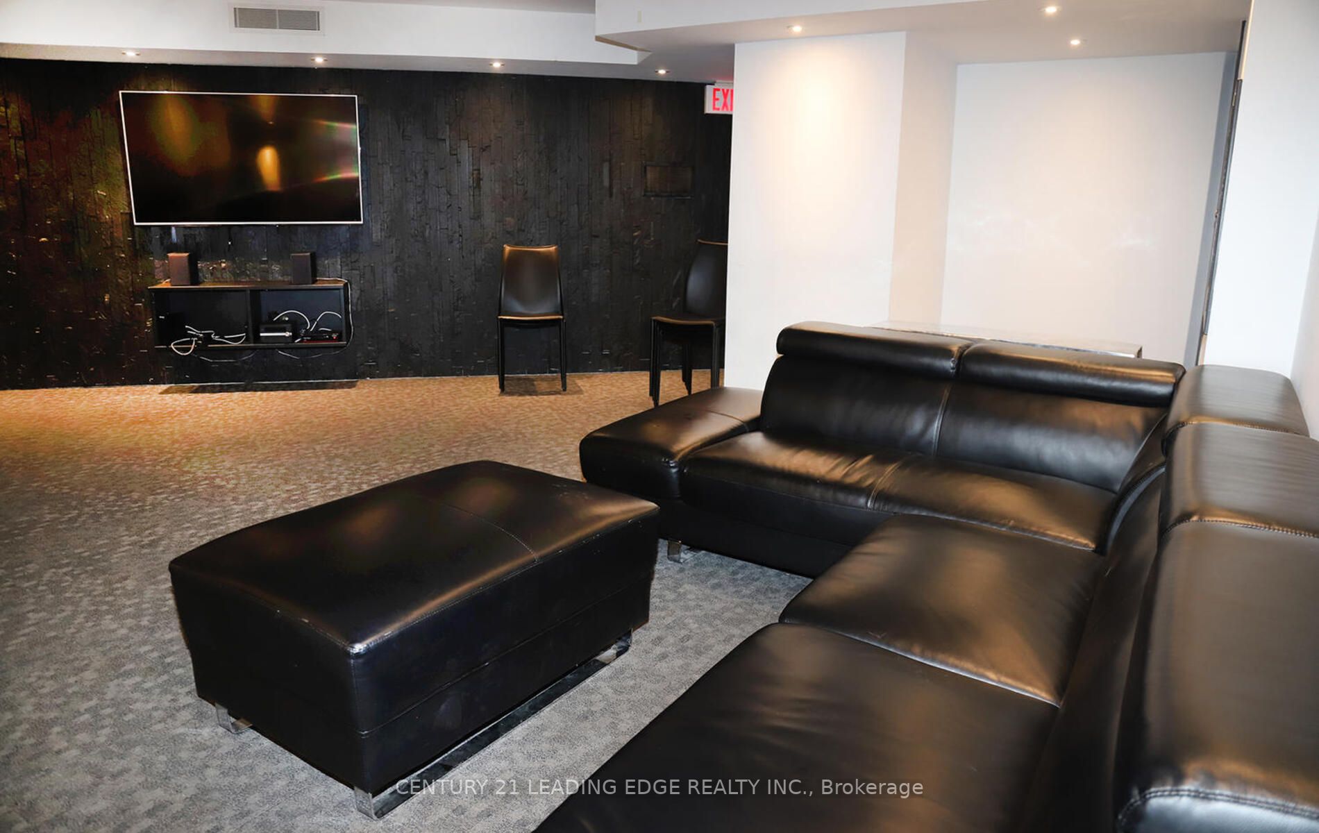 33 University Ave, #1508