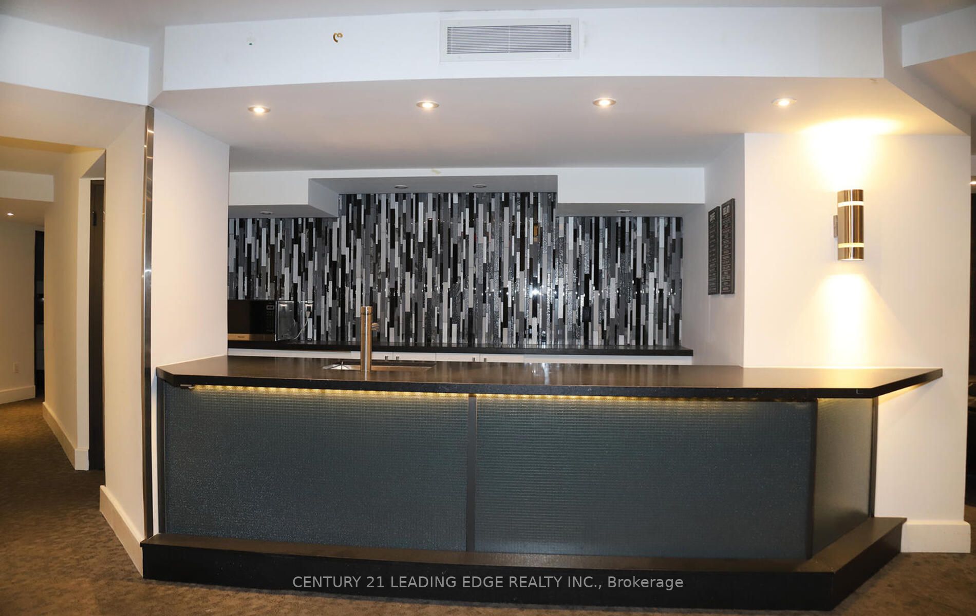33 University Ave, #1508