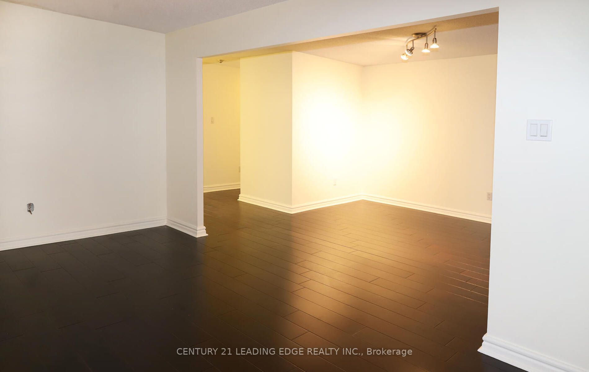 33 University Ave, #1508