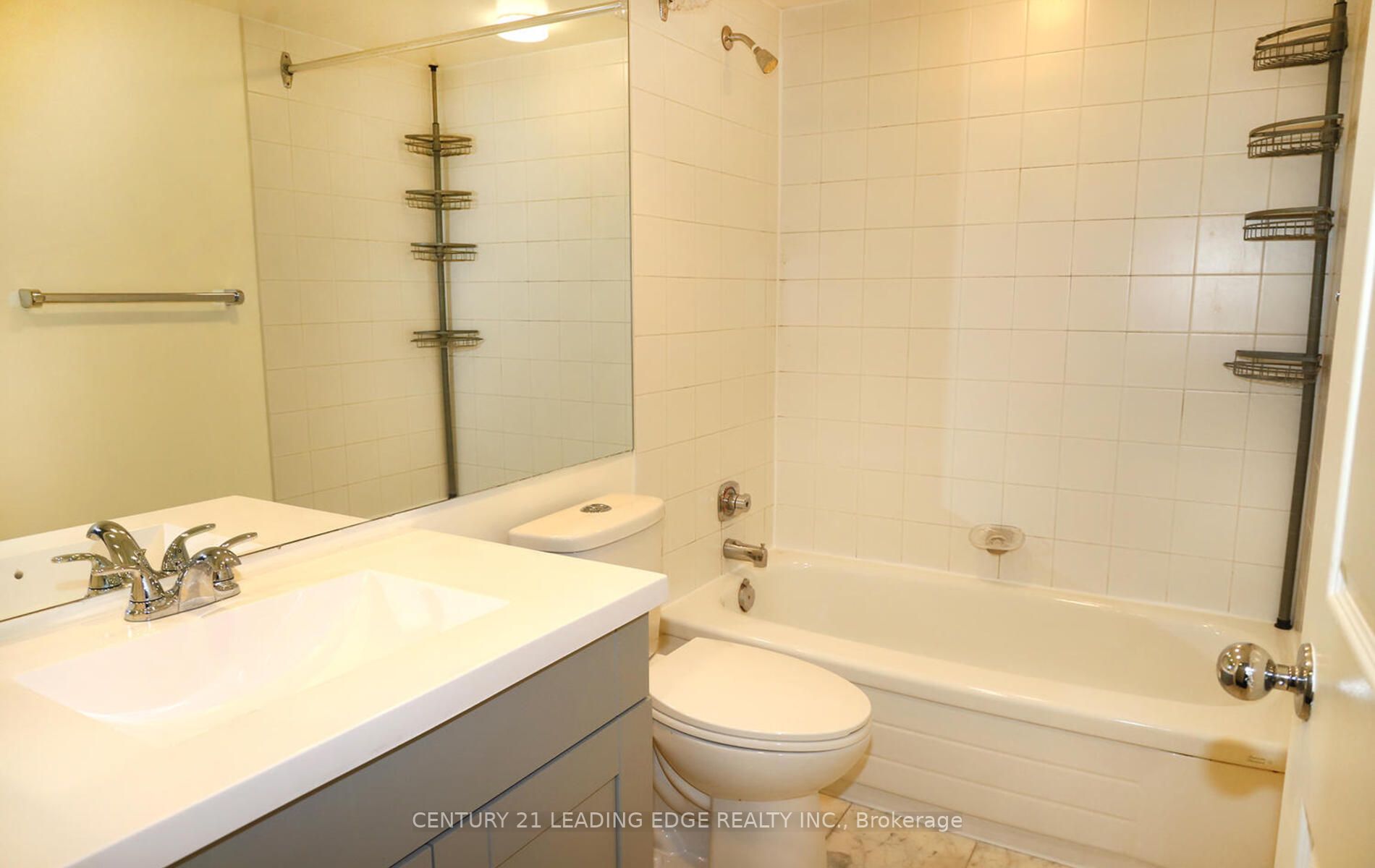33 University Ave, #1508