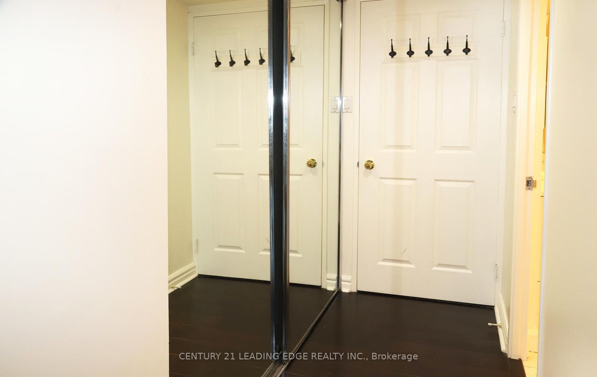 33 University Ave, #1508