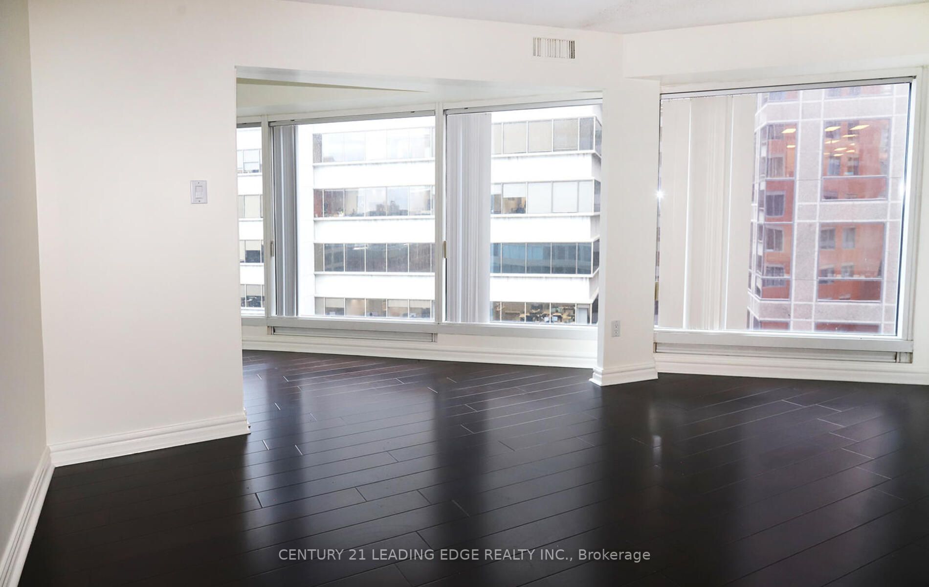 33 University Ave, #1508