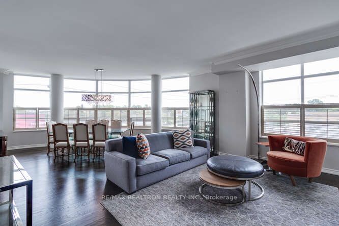 1 Glen Park Avenue #304