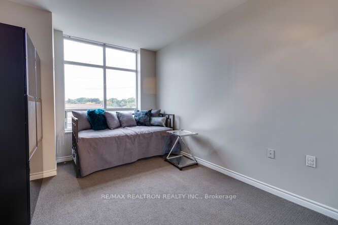 1 Glen Park Avenue #304