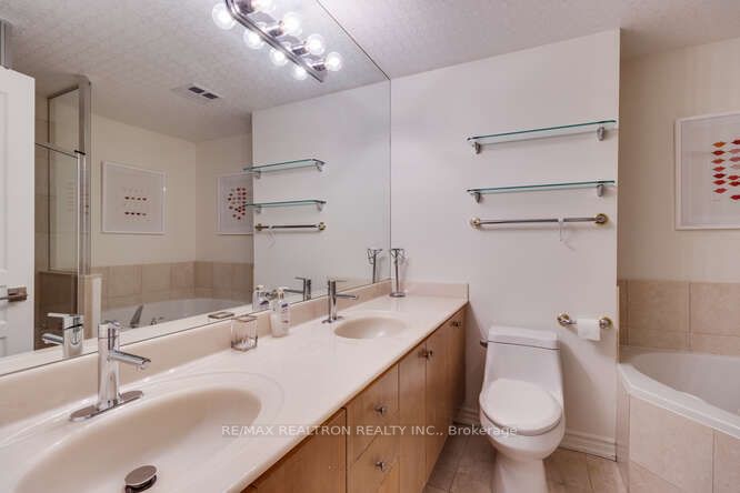 1 Glen Park Avenue #304
