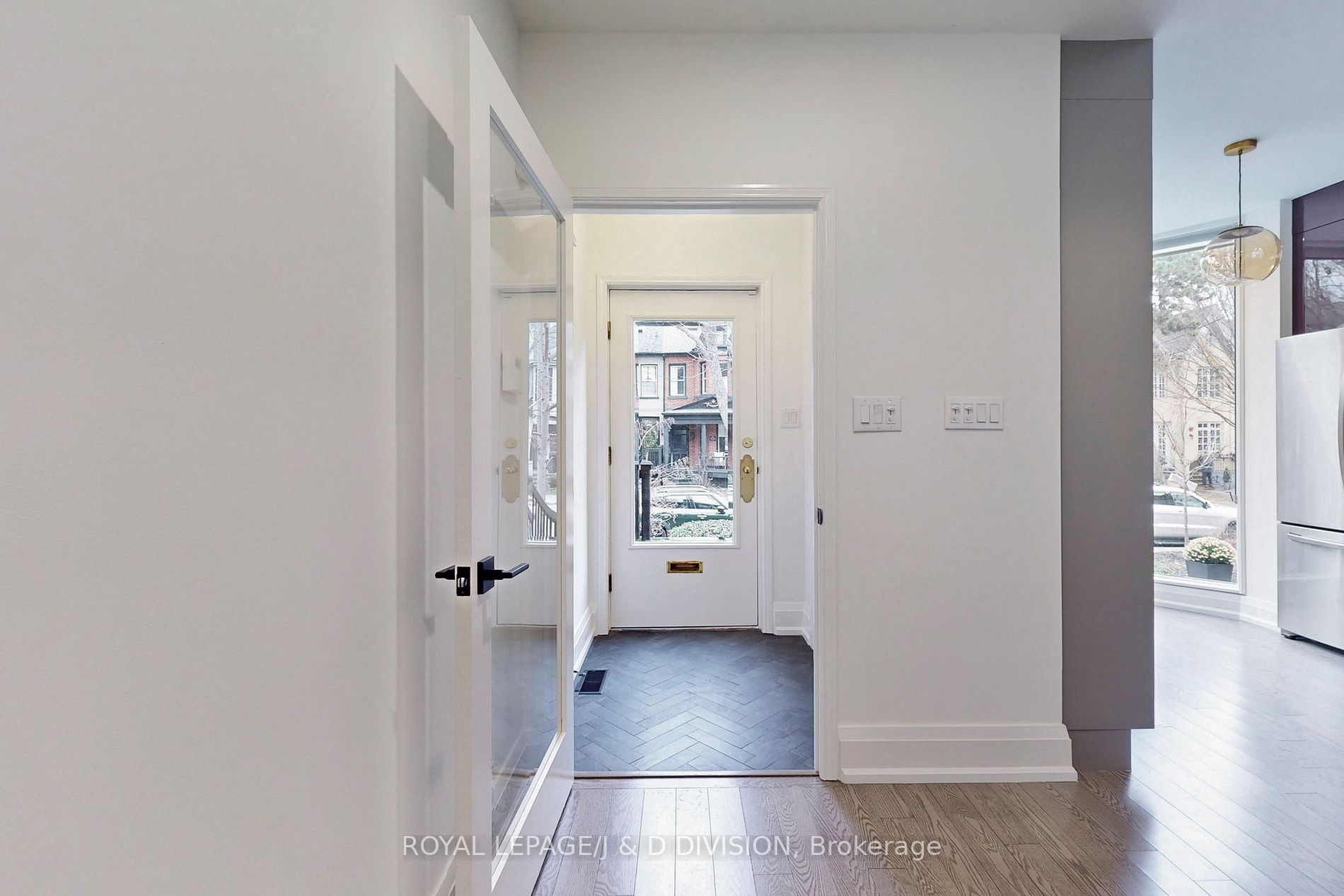 107 Macpherson Avenue