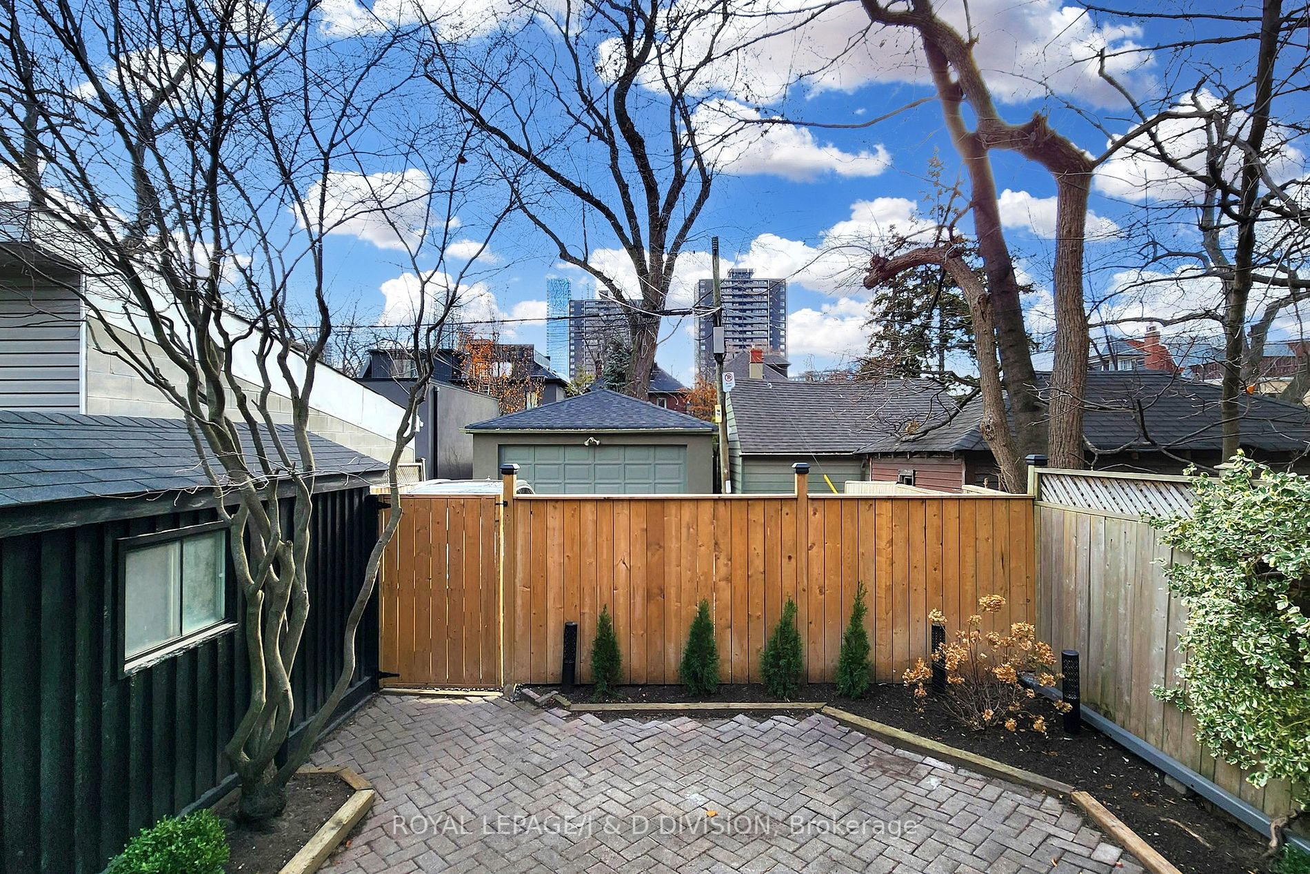 107 Macpherson Avenue