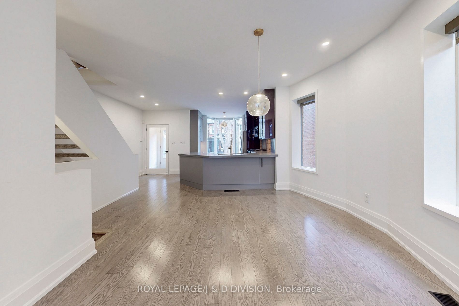 107 Macpherson Avenue