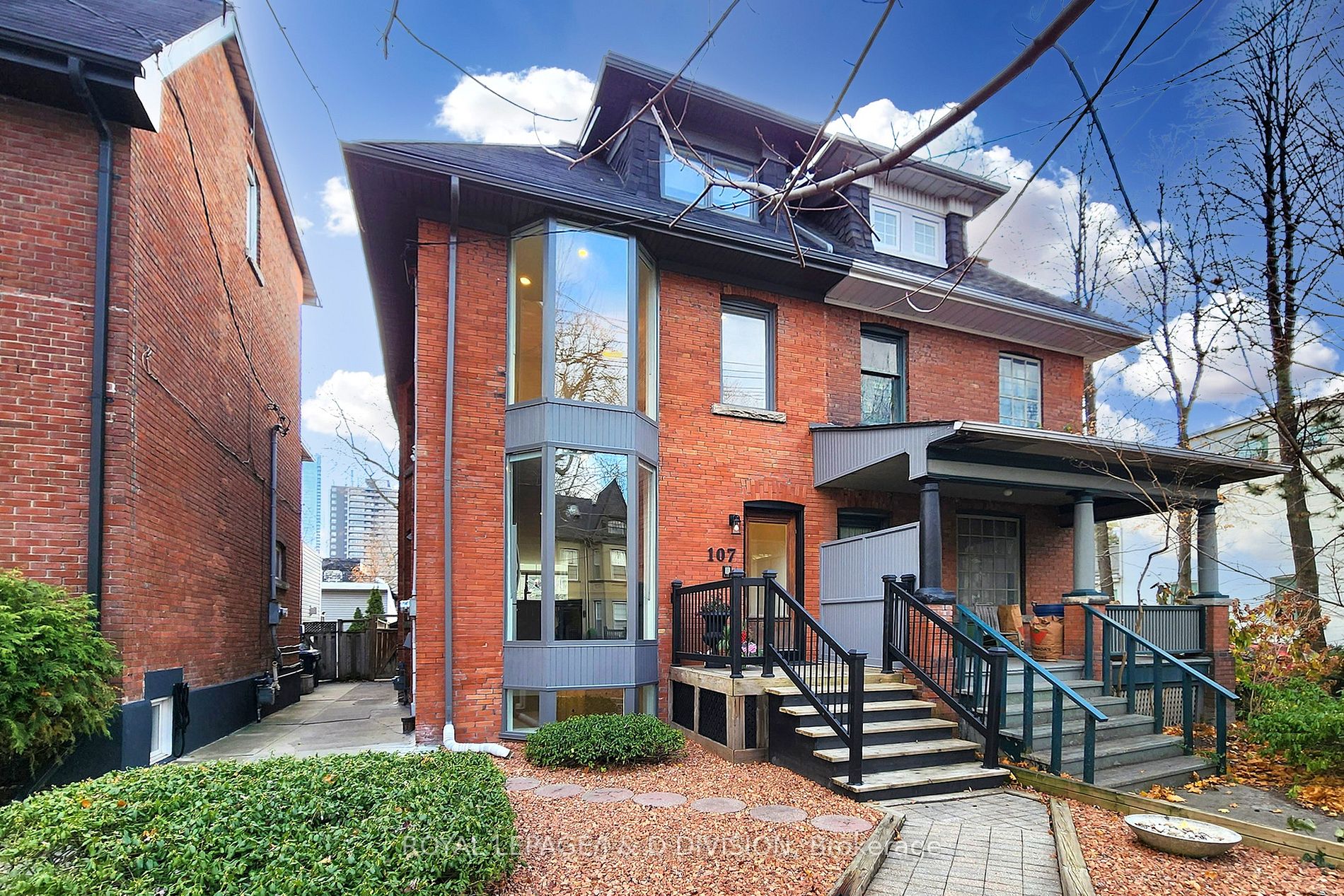 107 Macpherson Avenue