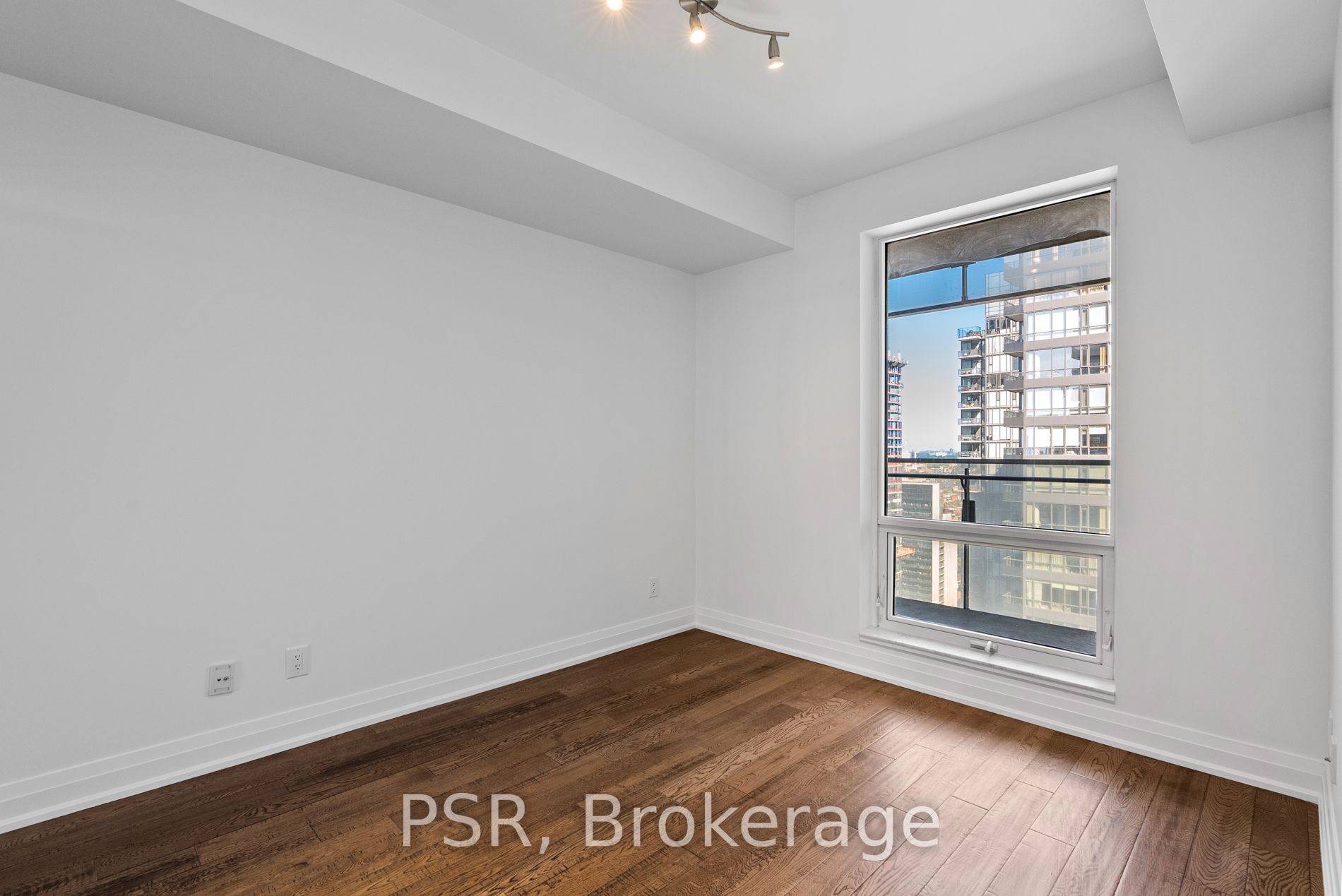 80 John St, #3607