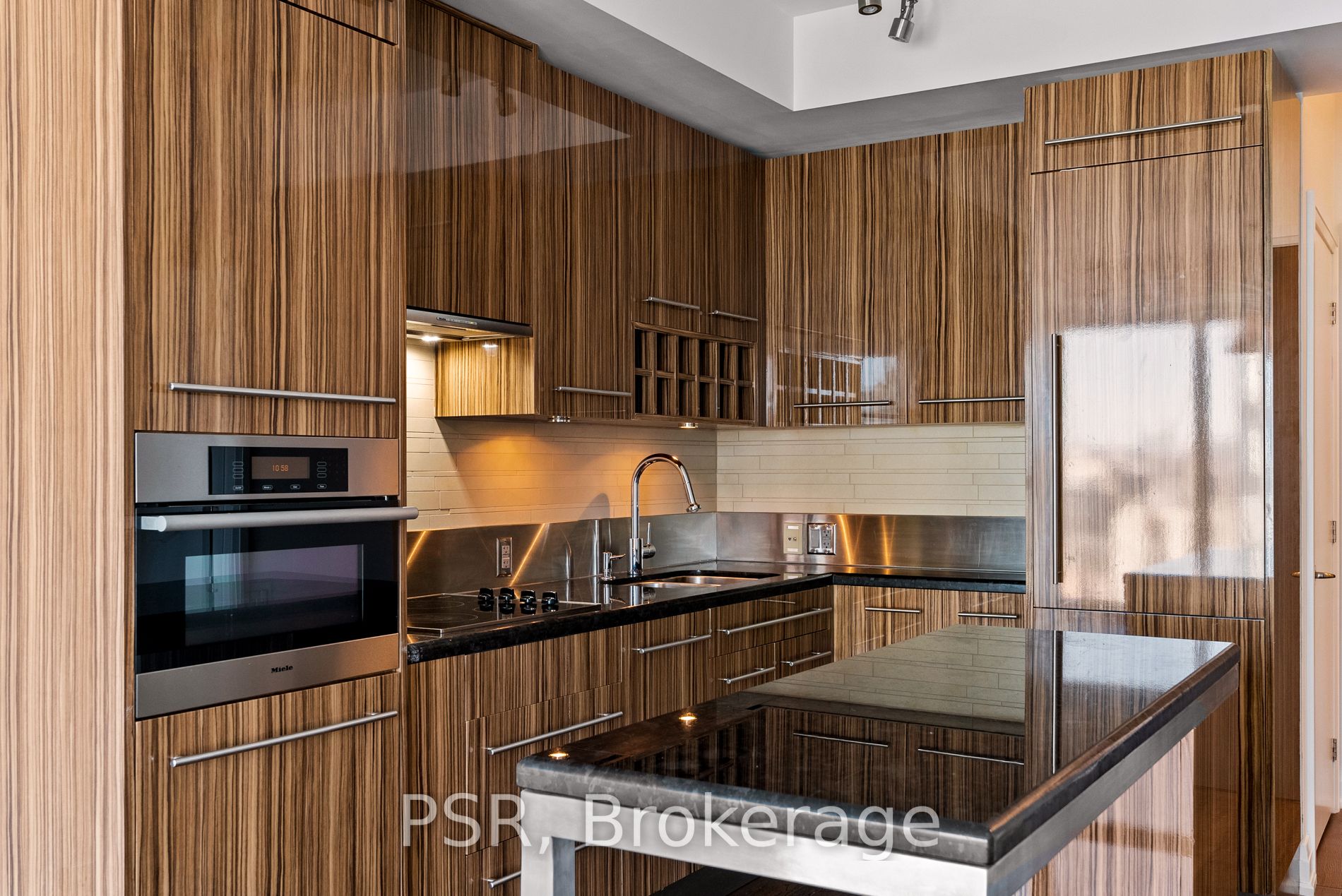 80 John St, #3607