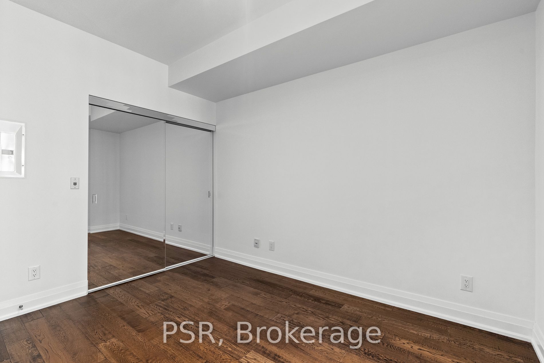 80 John St, #3607