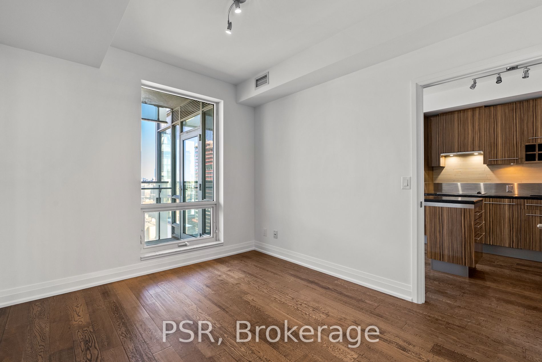 80 John St, #3607