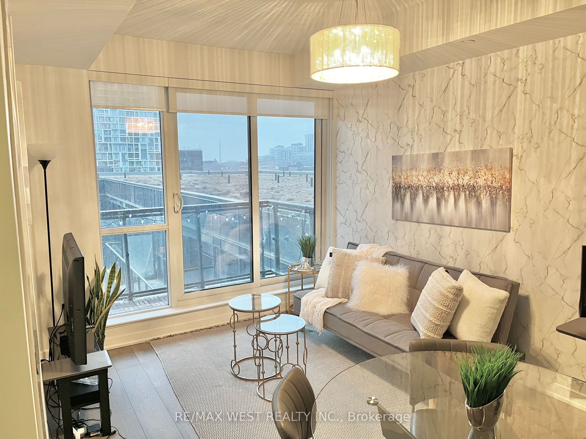 55 Regent Park Blvd, #613