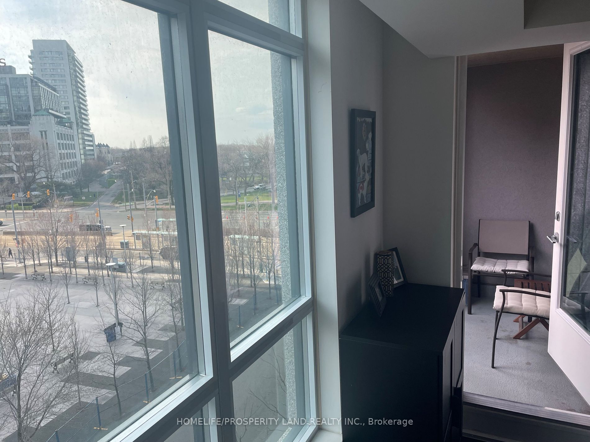 215 Fort York Blvd, #521