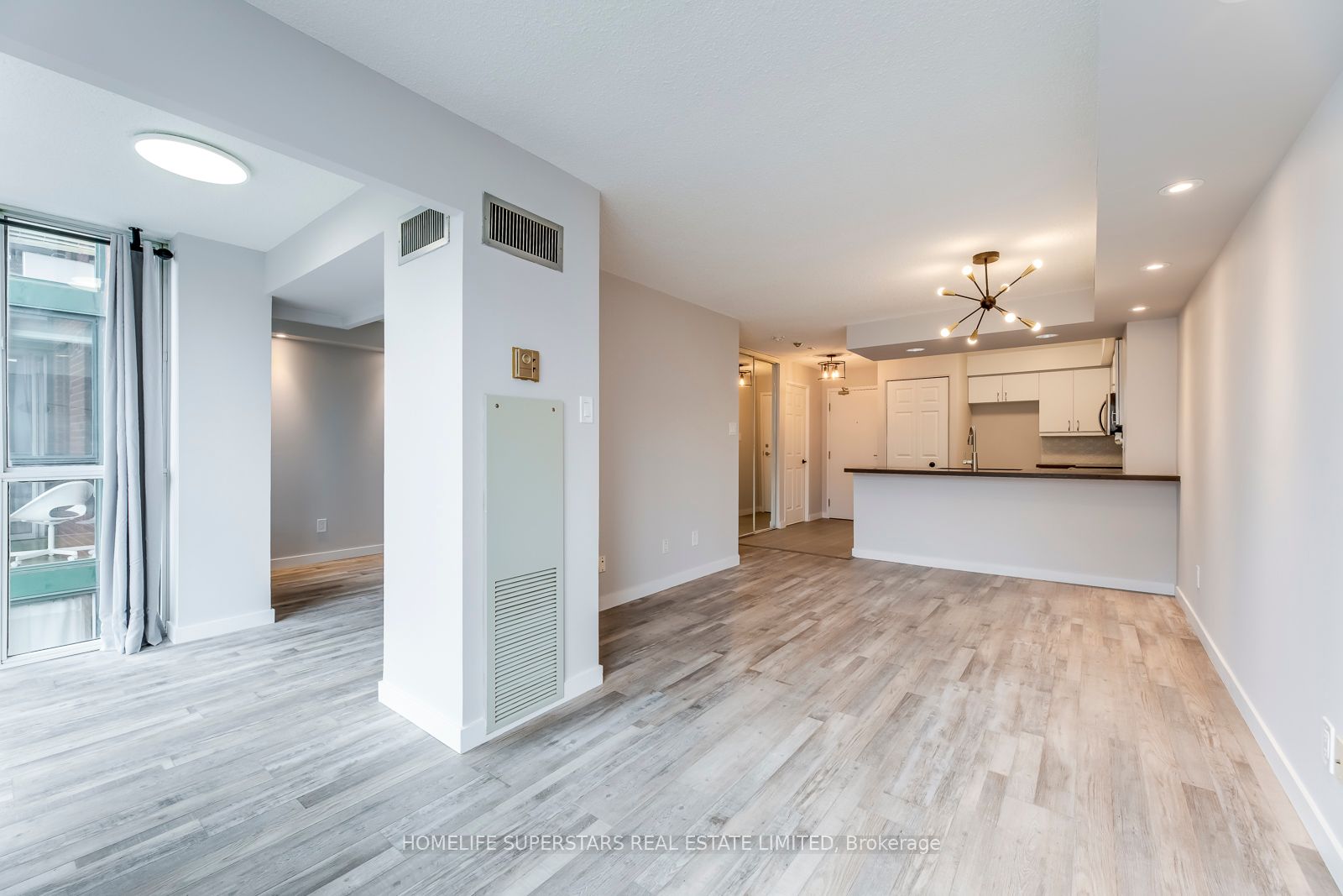 801 King St, #818