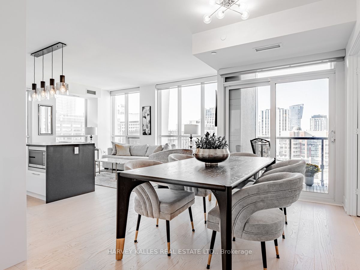 1 Yorkville Ave, #1701
