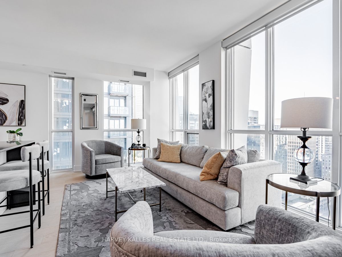 1 Yorkville Ave, #1701