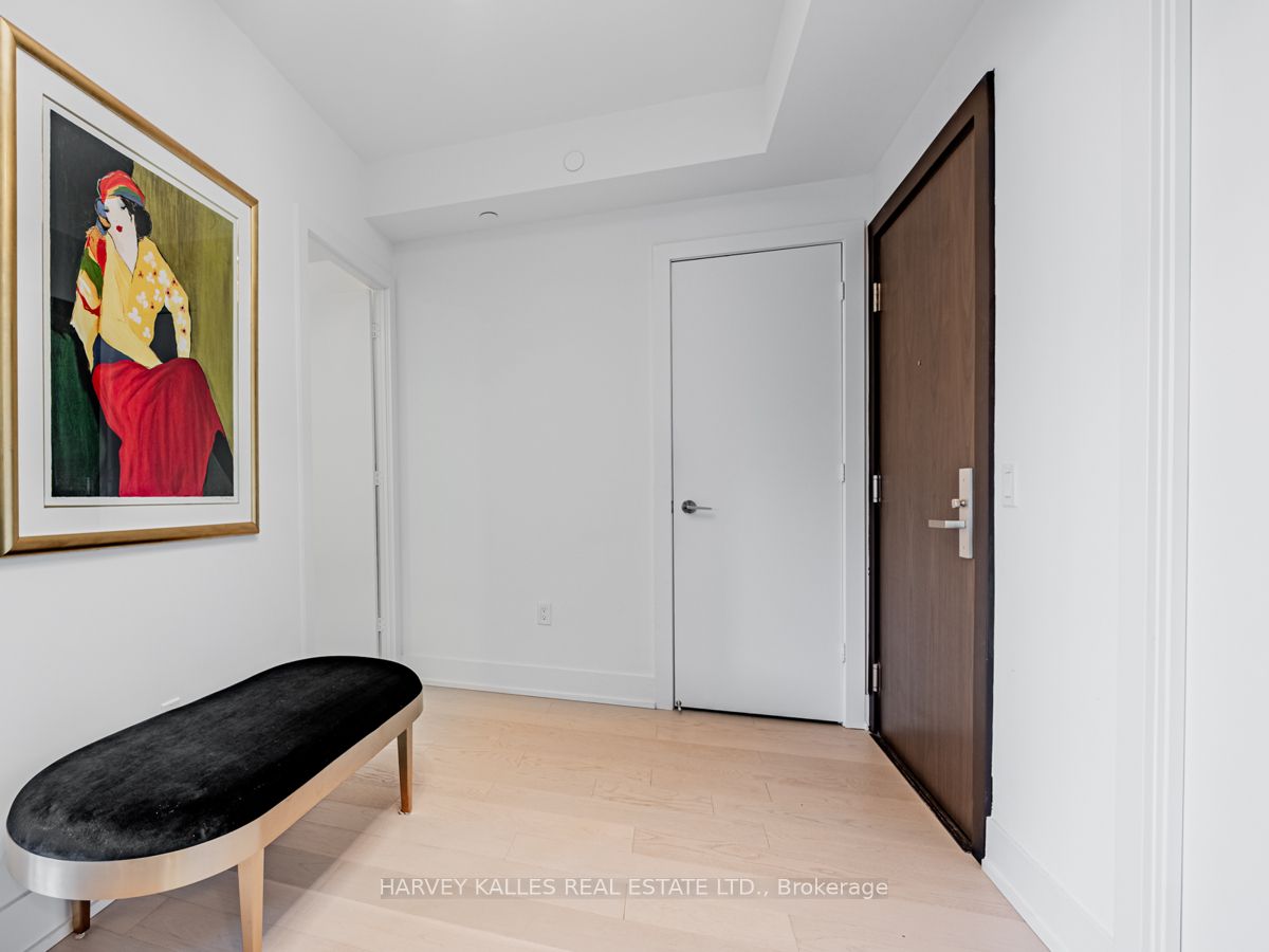 1 Yorkville Ave, #1701