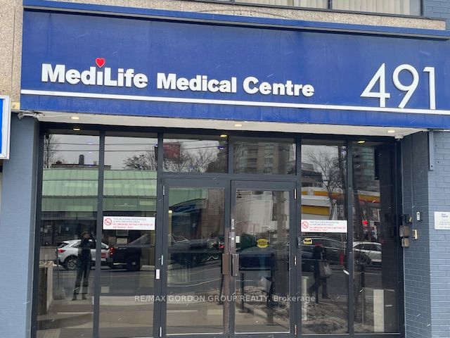 491 Lawrence Ave W, #202A