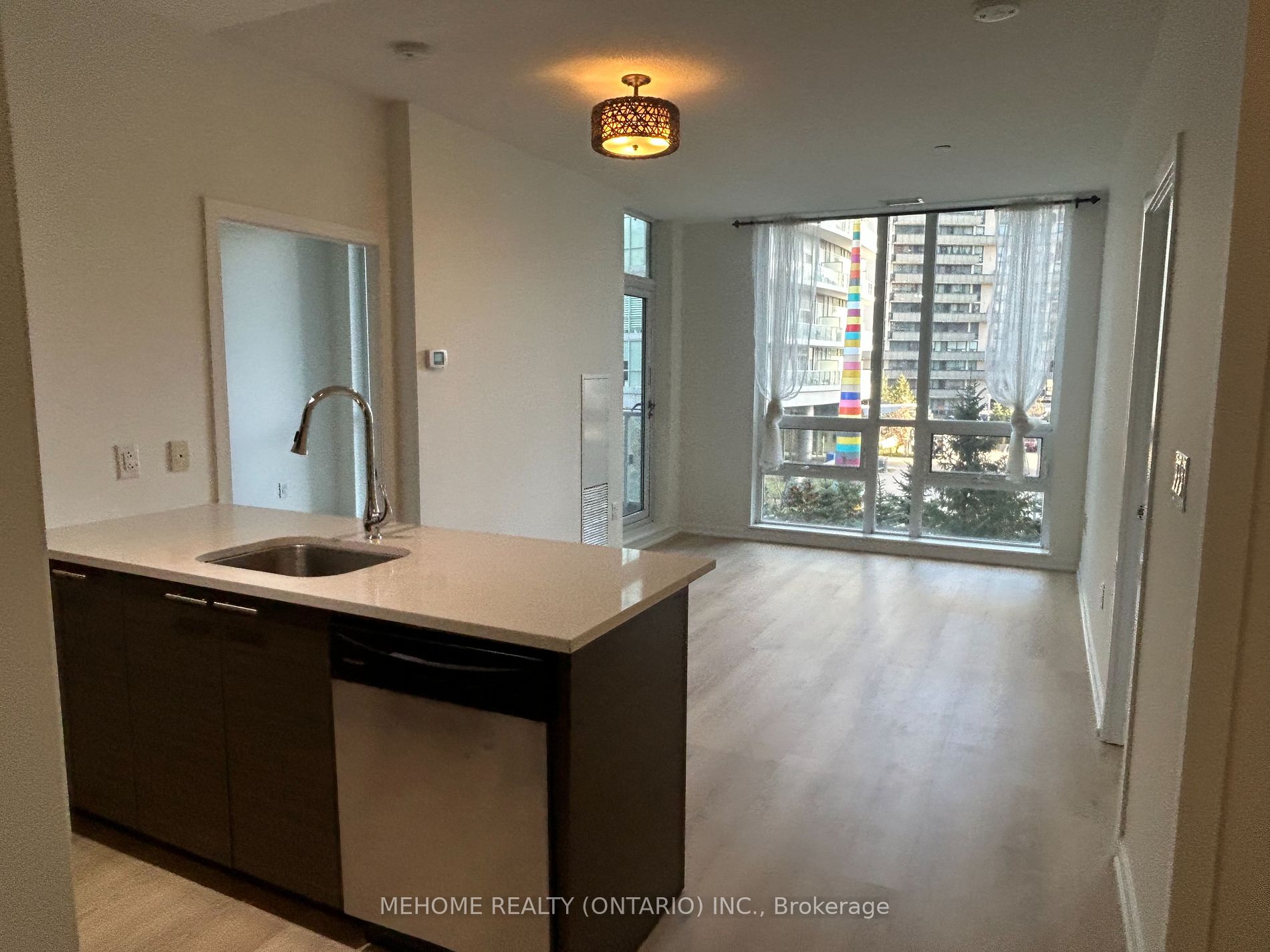 66 Forest Manor Rd, #208