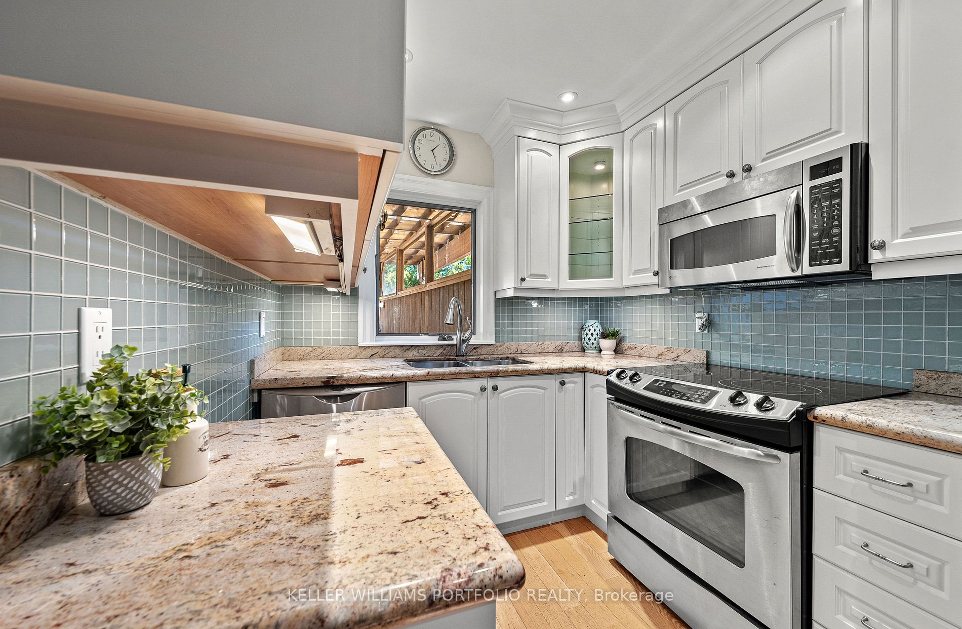 35 Belcourt Rd