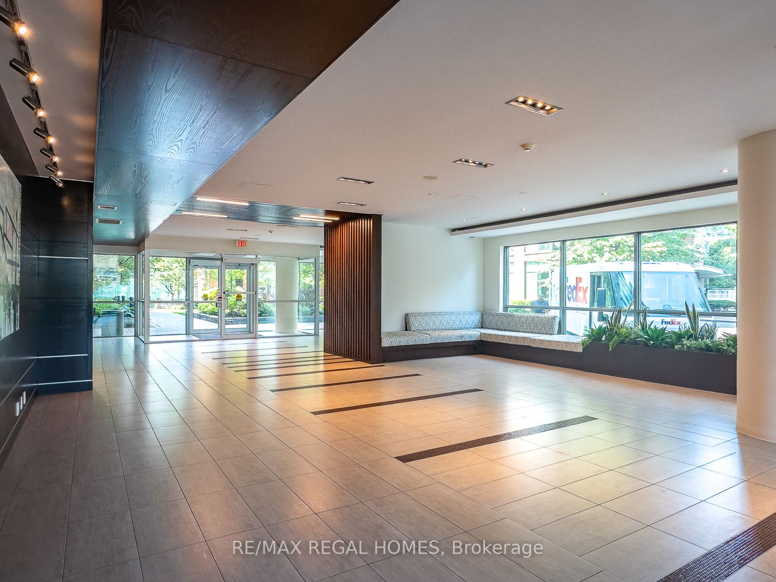 80 Western Battery Rd, #503