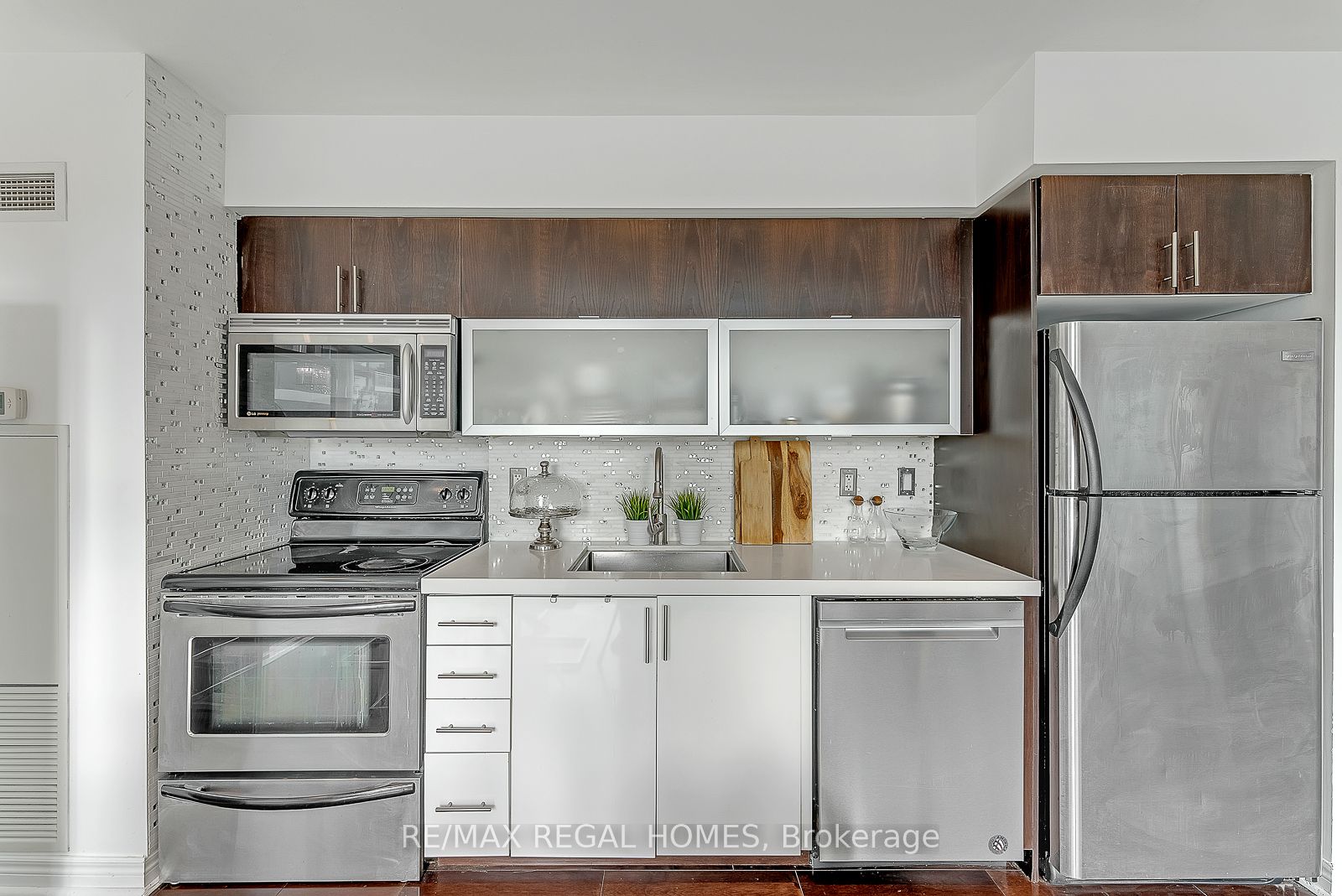 80 Western Battery Rd, #503