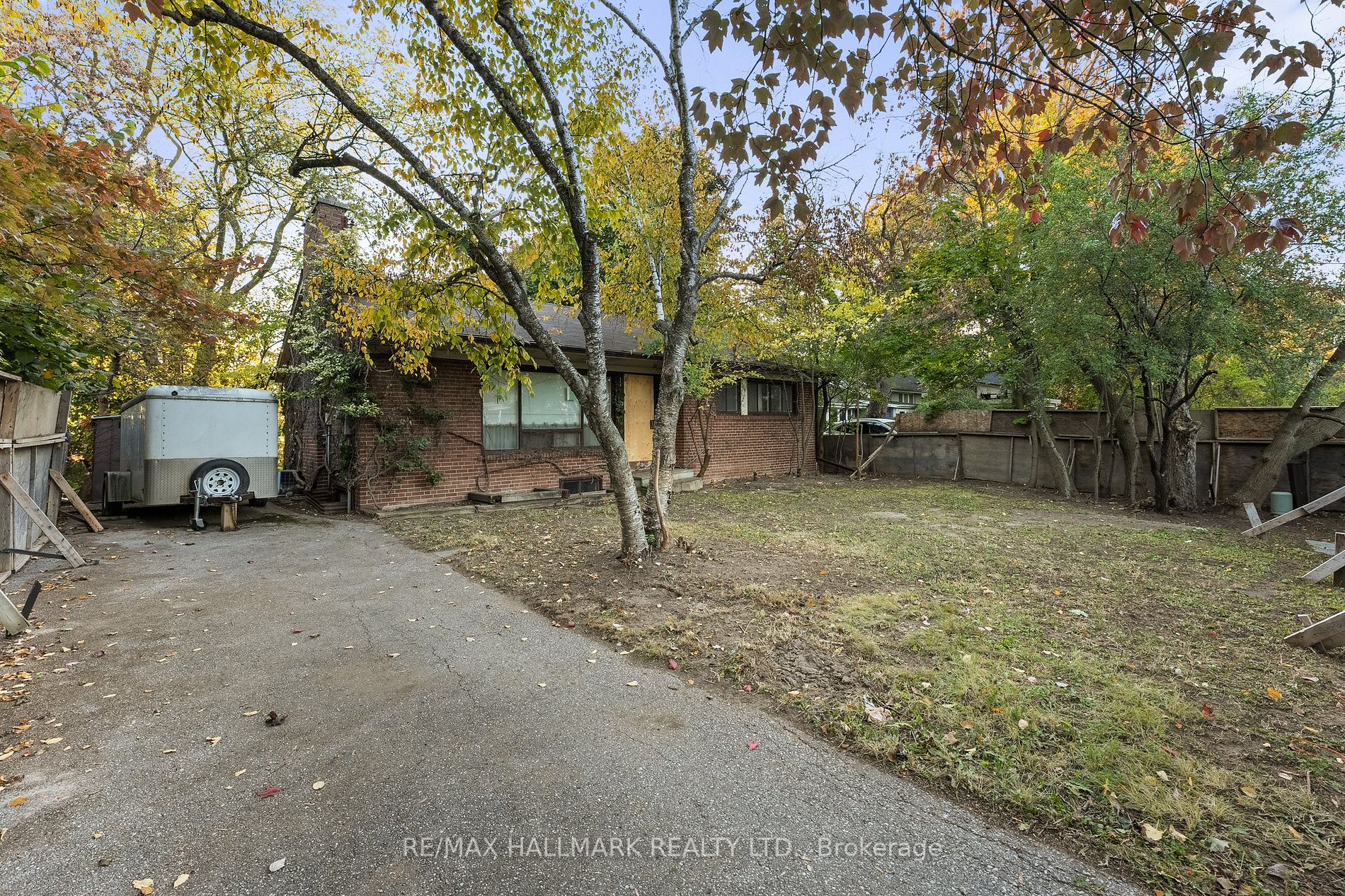 19 Woodcliff Place