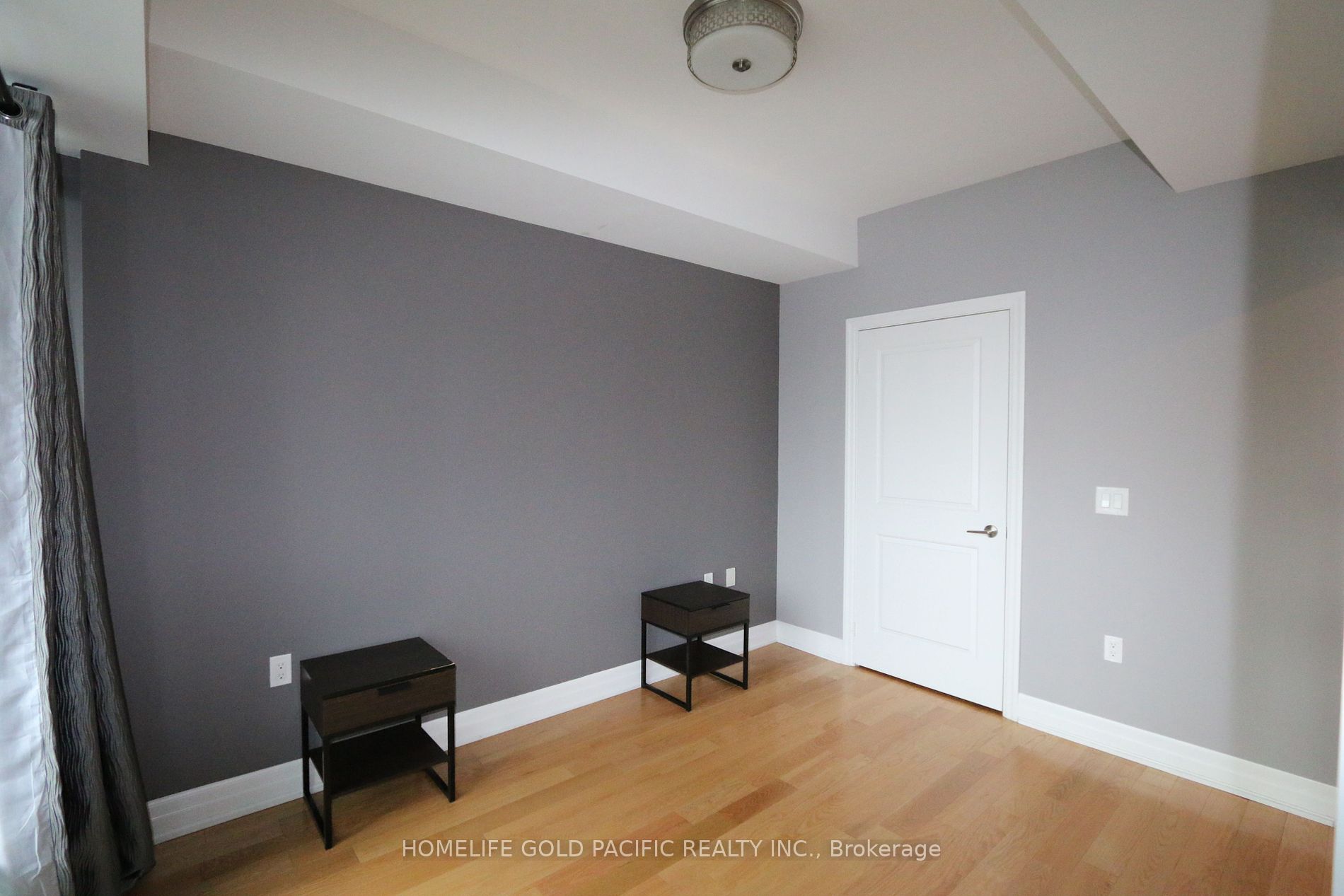 8 The Esplanade, #2404
