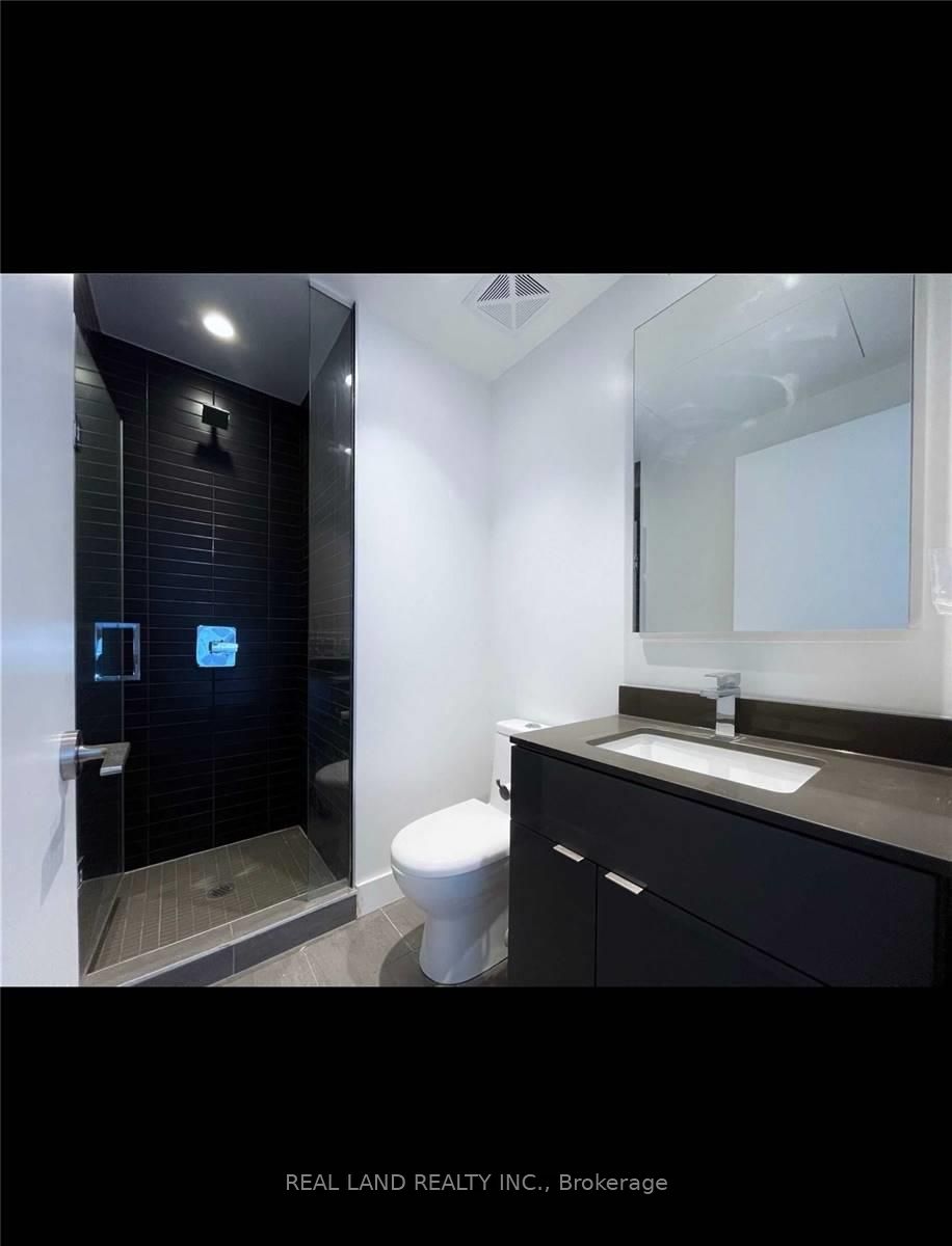 7 Grenville St, #701
