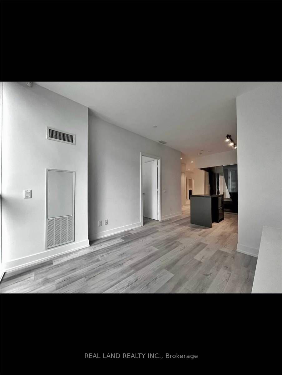 7 Grenville St, #701