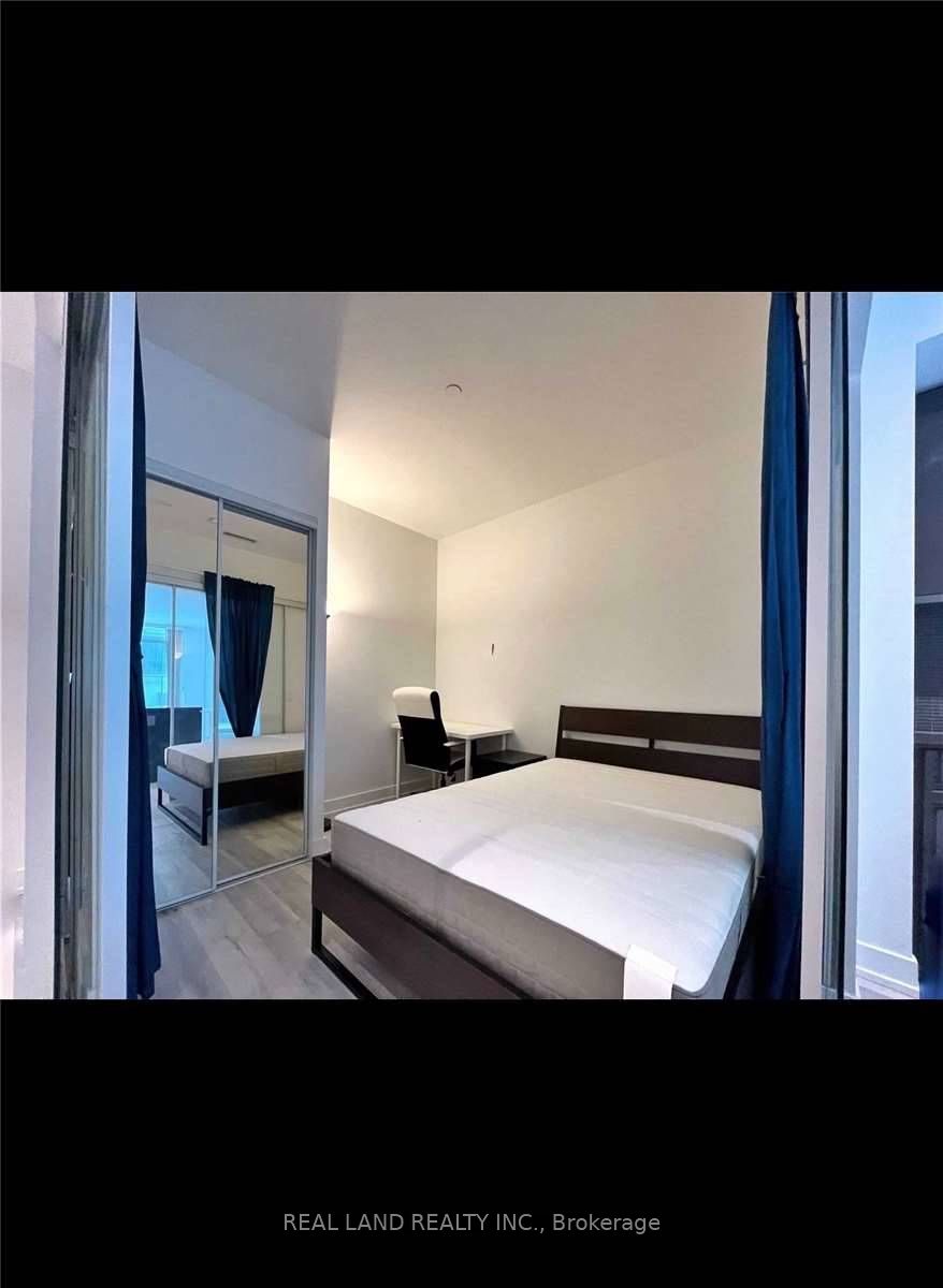 7 Grenville St, #701