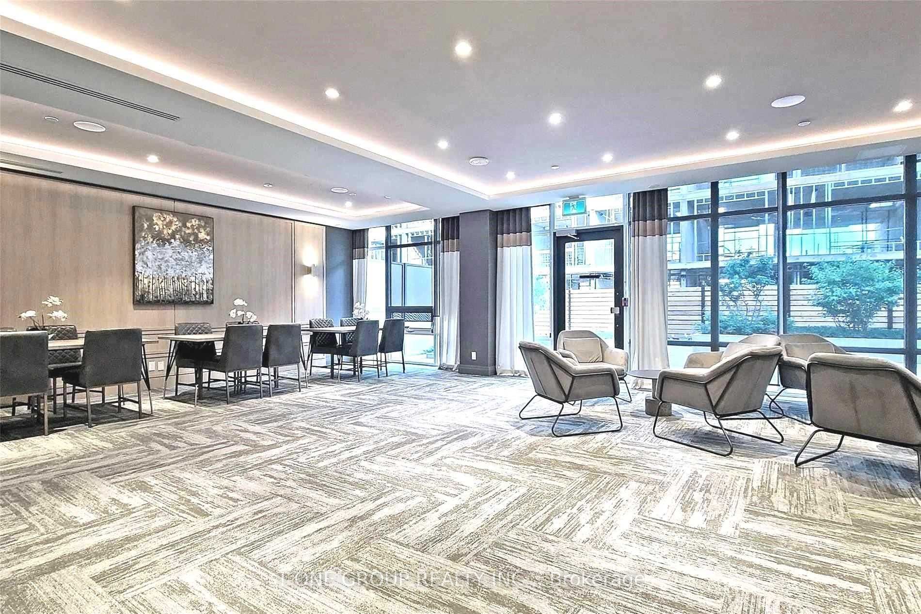 621 Sheppard Avenue E, #318