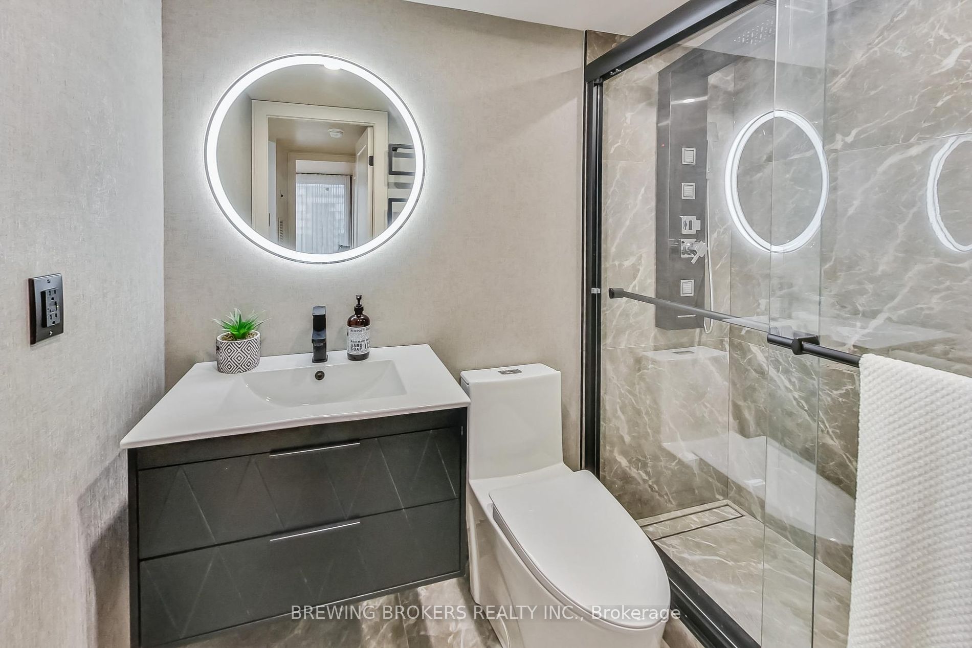 65 Spring Garden Ave, #410