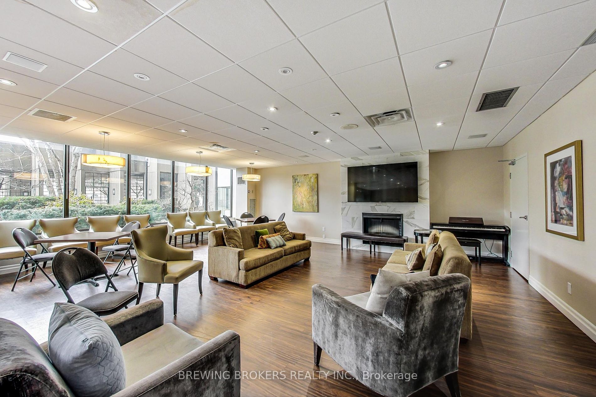 65 Spring Garden Ave, #410