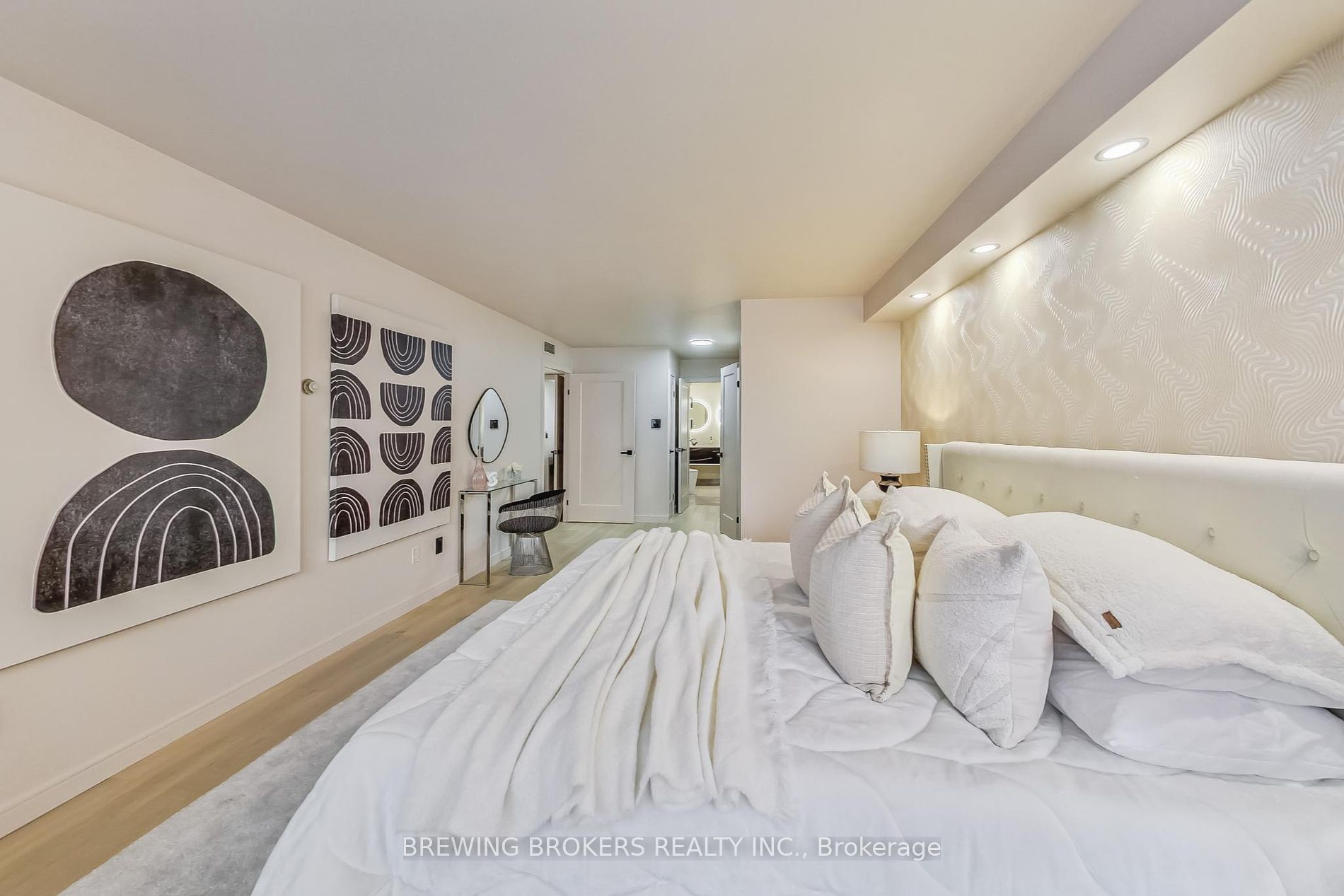 65 Spring Garden Ave, #410