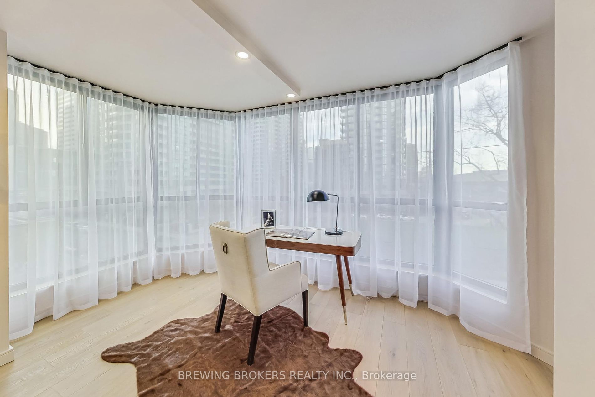 65 Spring Garden Ave, #410
