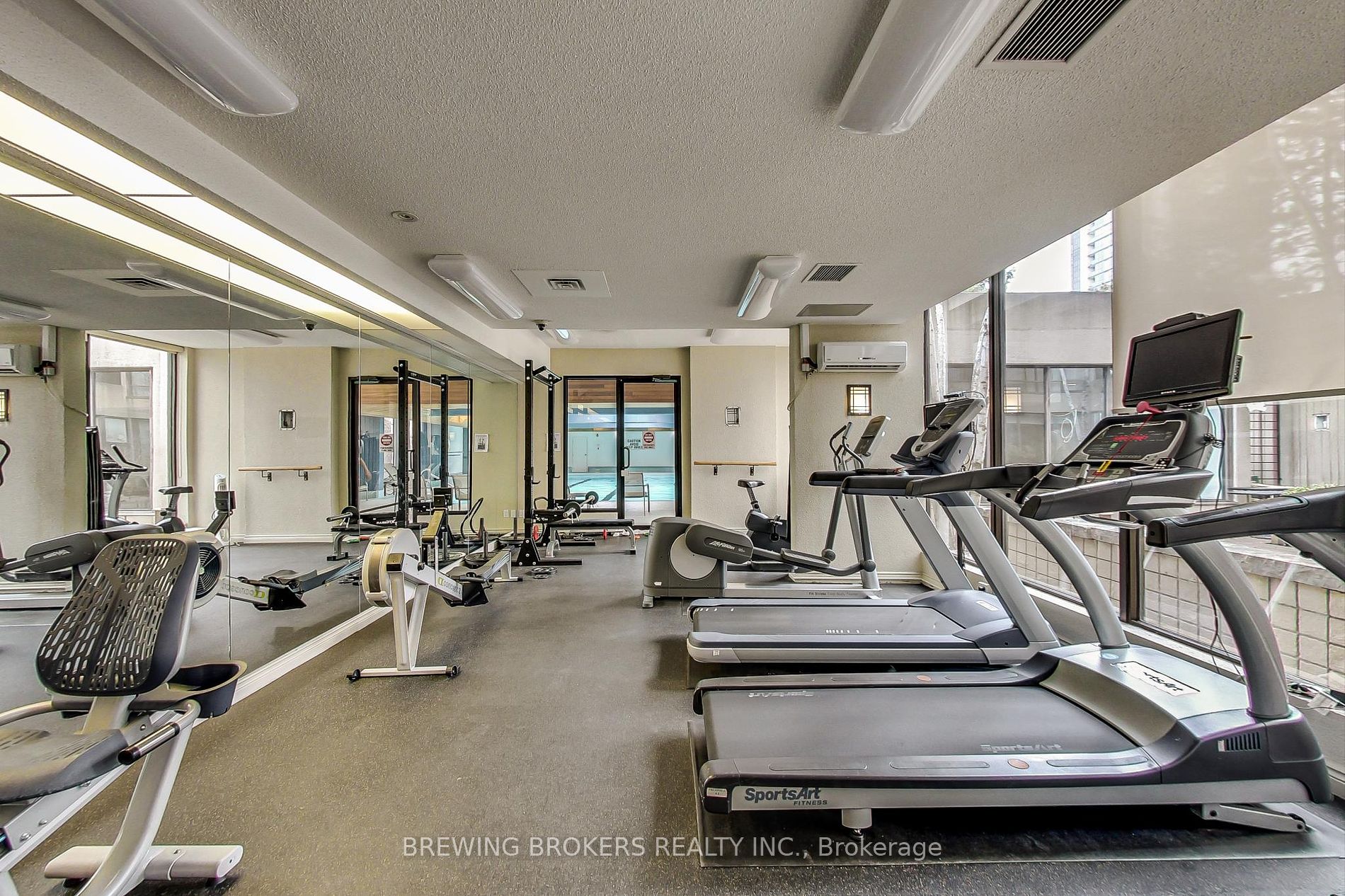 65 Spring Garden Ave, #410