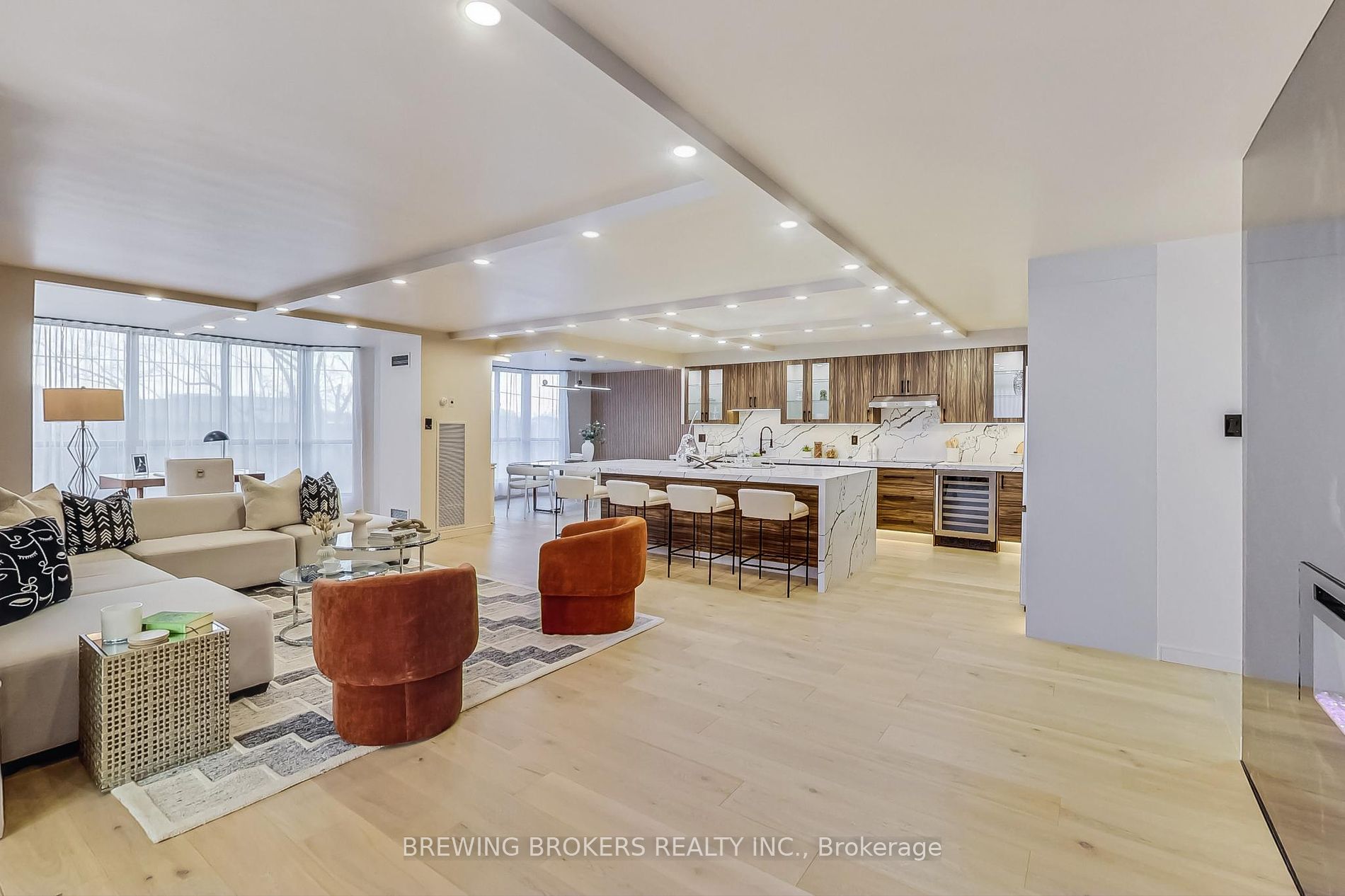 65 Spring Garden Ave, #410