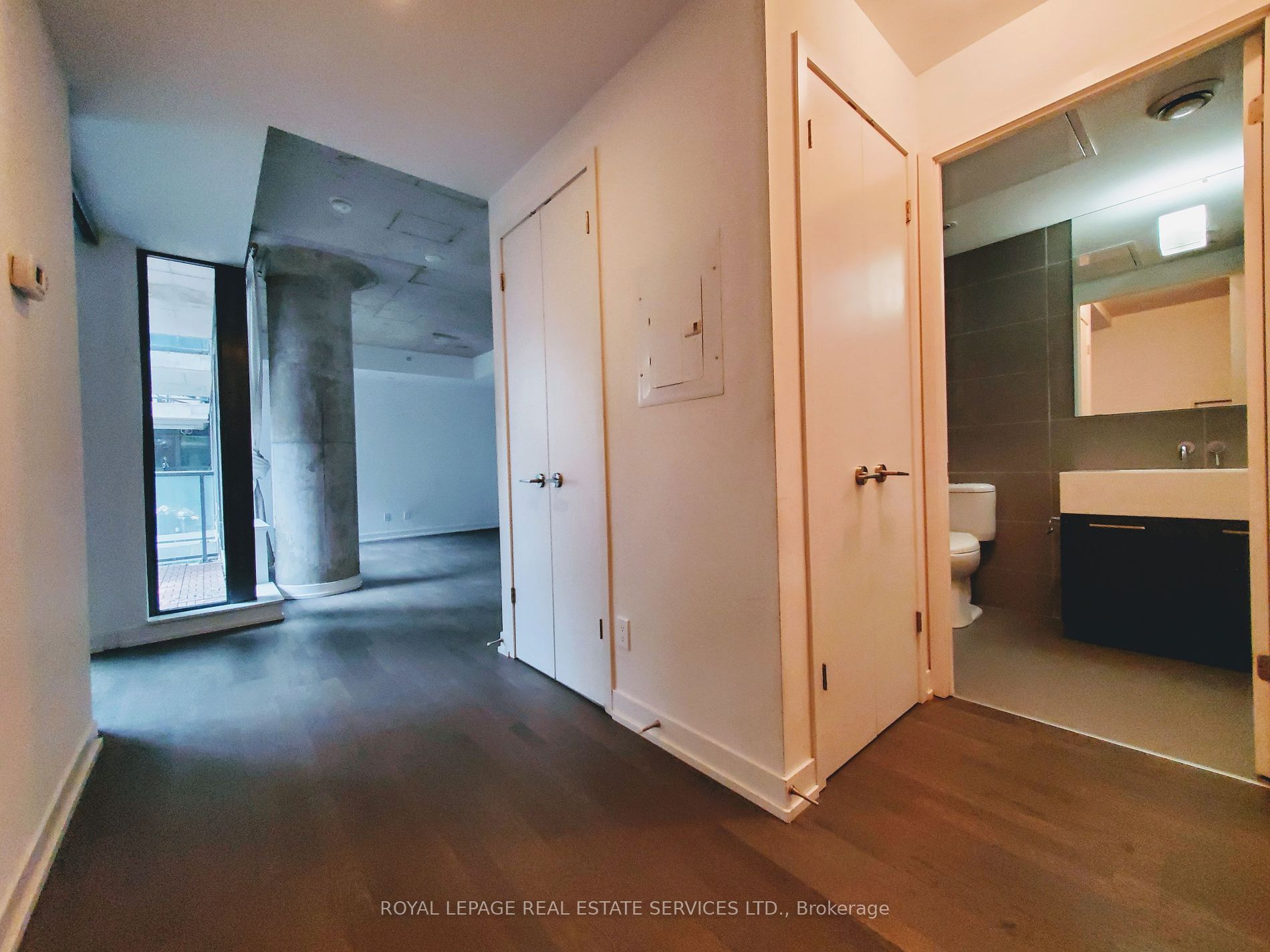 560 King Street W #626