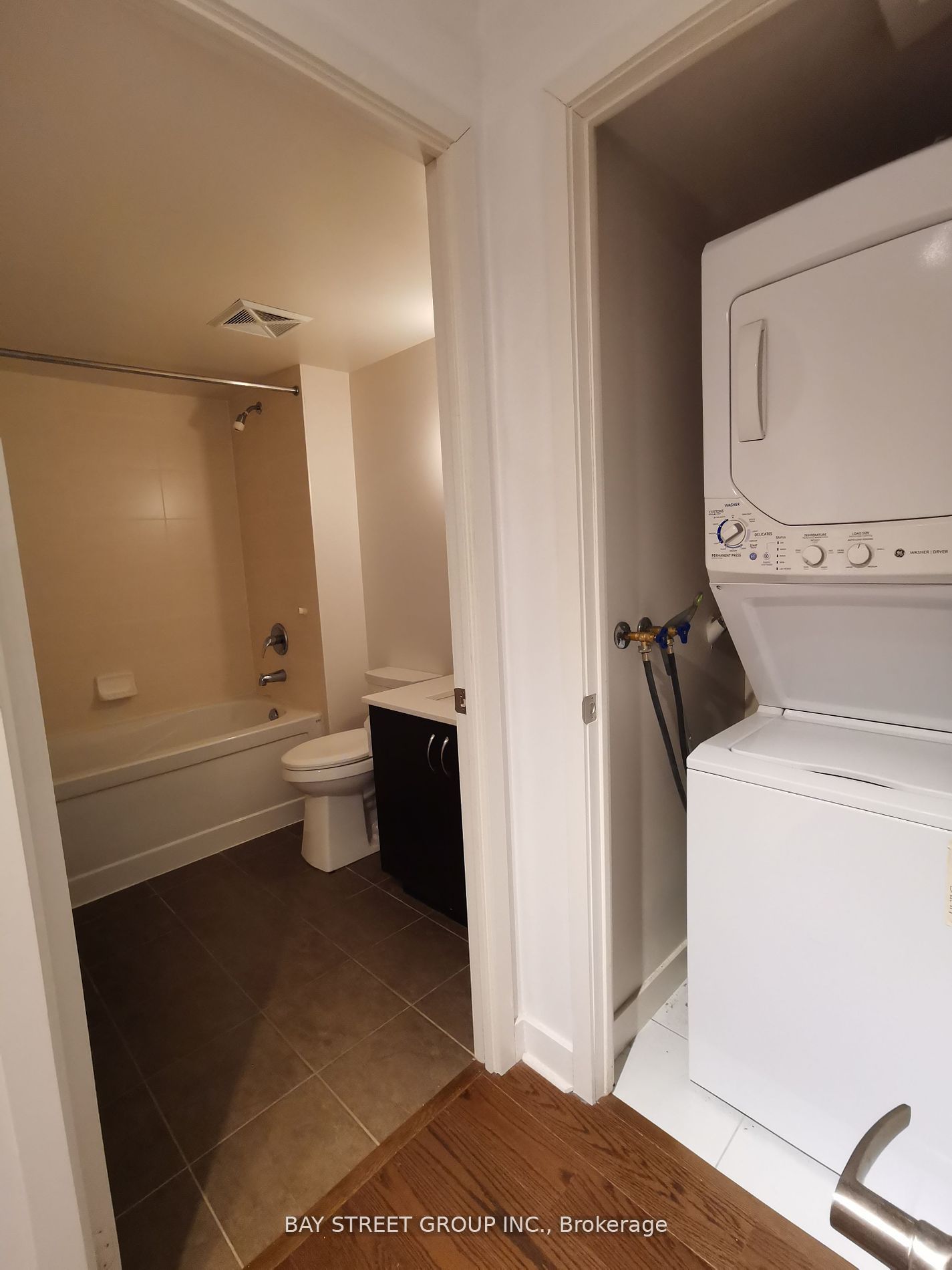 320 Richmond St E, #1117