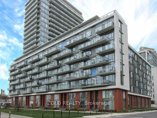 90 Stadium Rd, #325