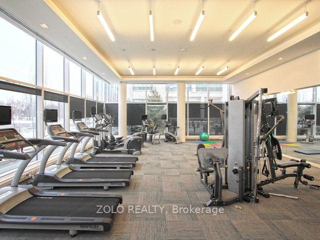 90 Stadium Rd, #325