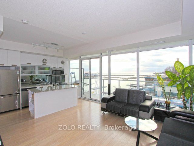 90 Stadium Rd, #325