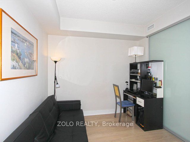 90 Stadium Rd, #325